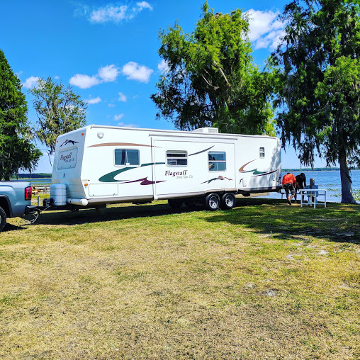 Lake Hatchineha Resort & RV Park Manufactured and Mobile Homes